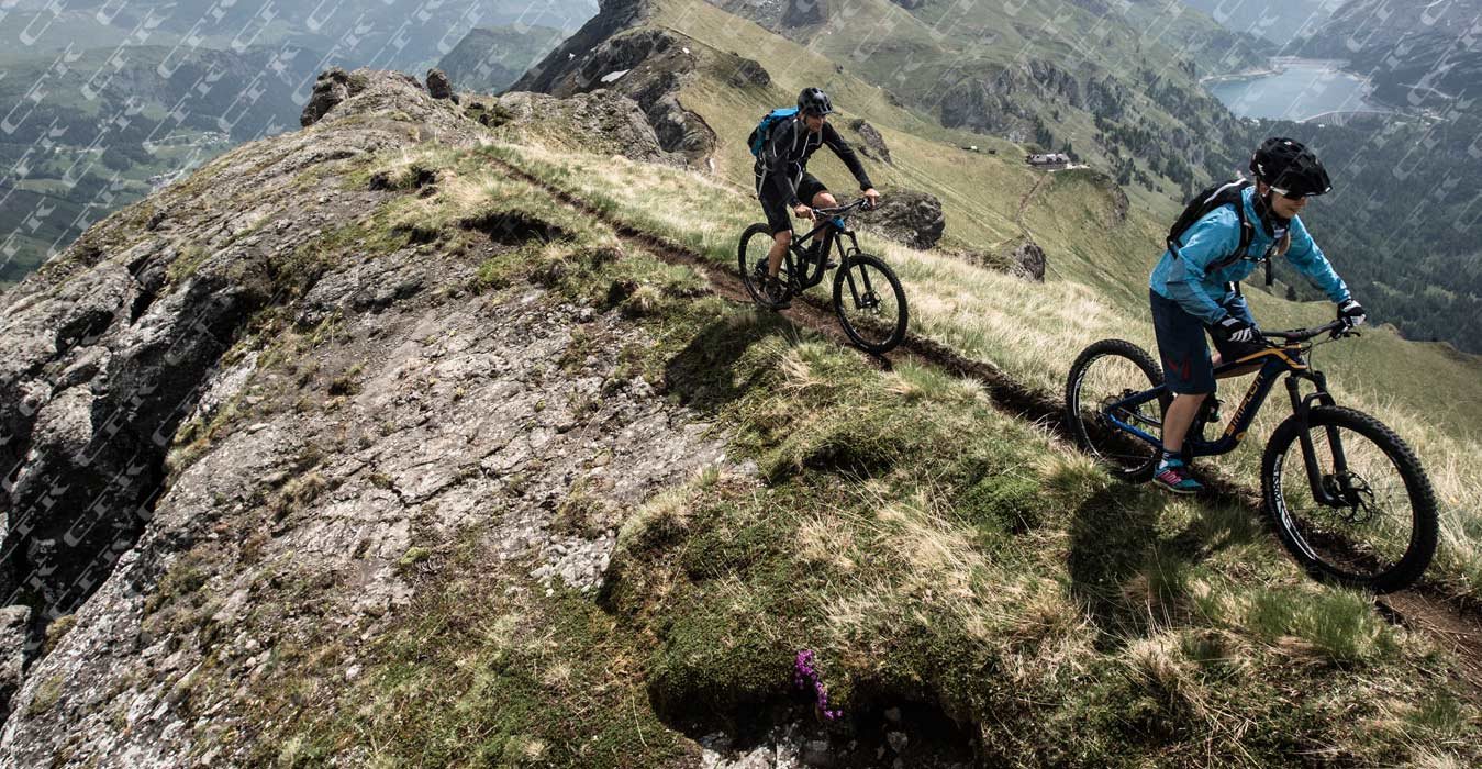 Mountainbiker am Berg